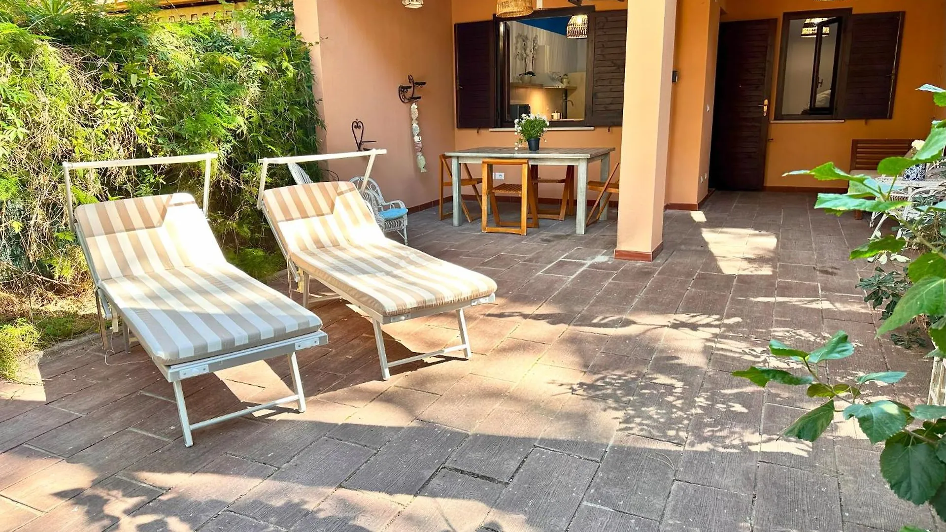 Semesterbostad Pineta Sopra Il Mare Villa Santa Margherita di Pula